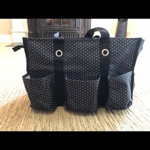 Thirty one bag with zippered top